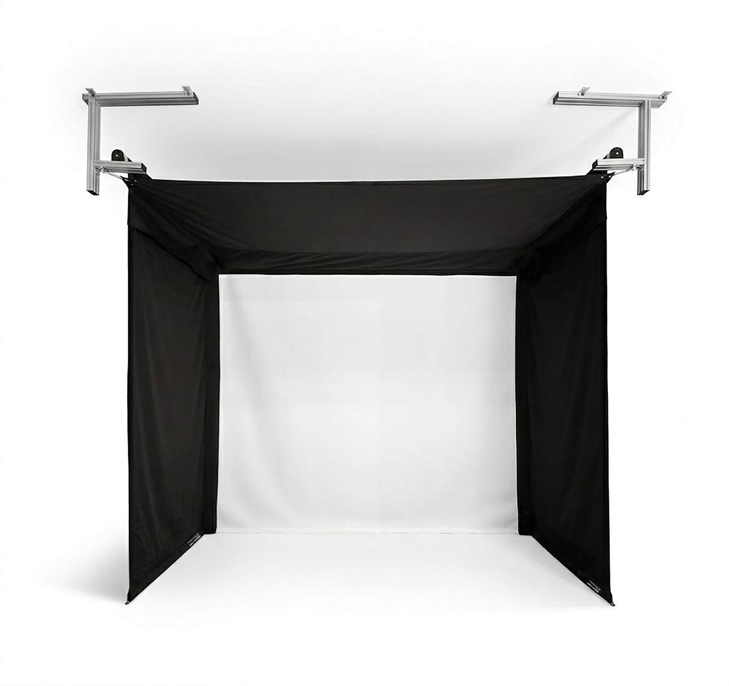 Vanish Series® Retractable Golf Enclosure