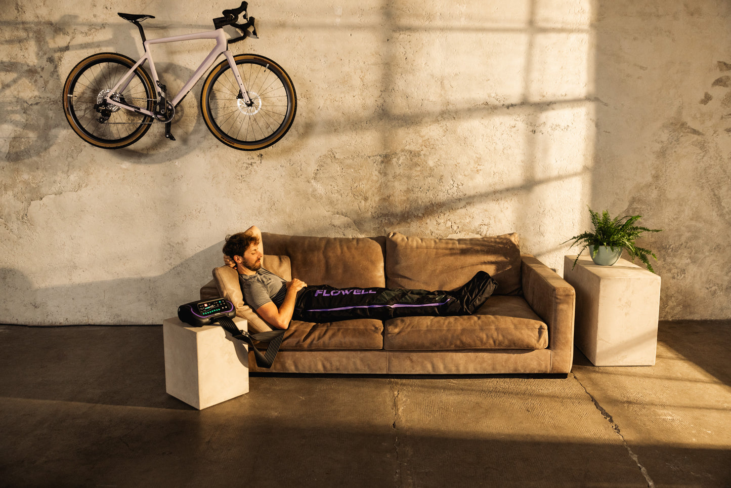 Flowell SPORT DELUXE Compression Massage Pants | Athletic Recovery System