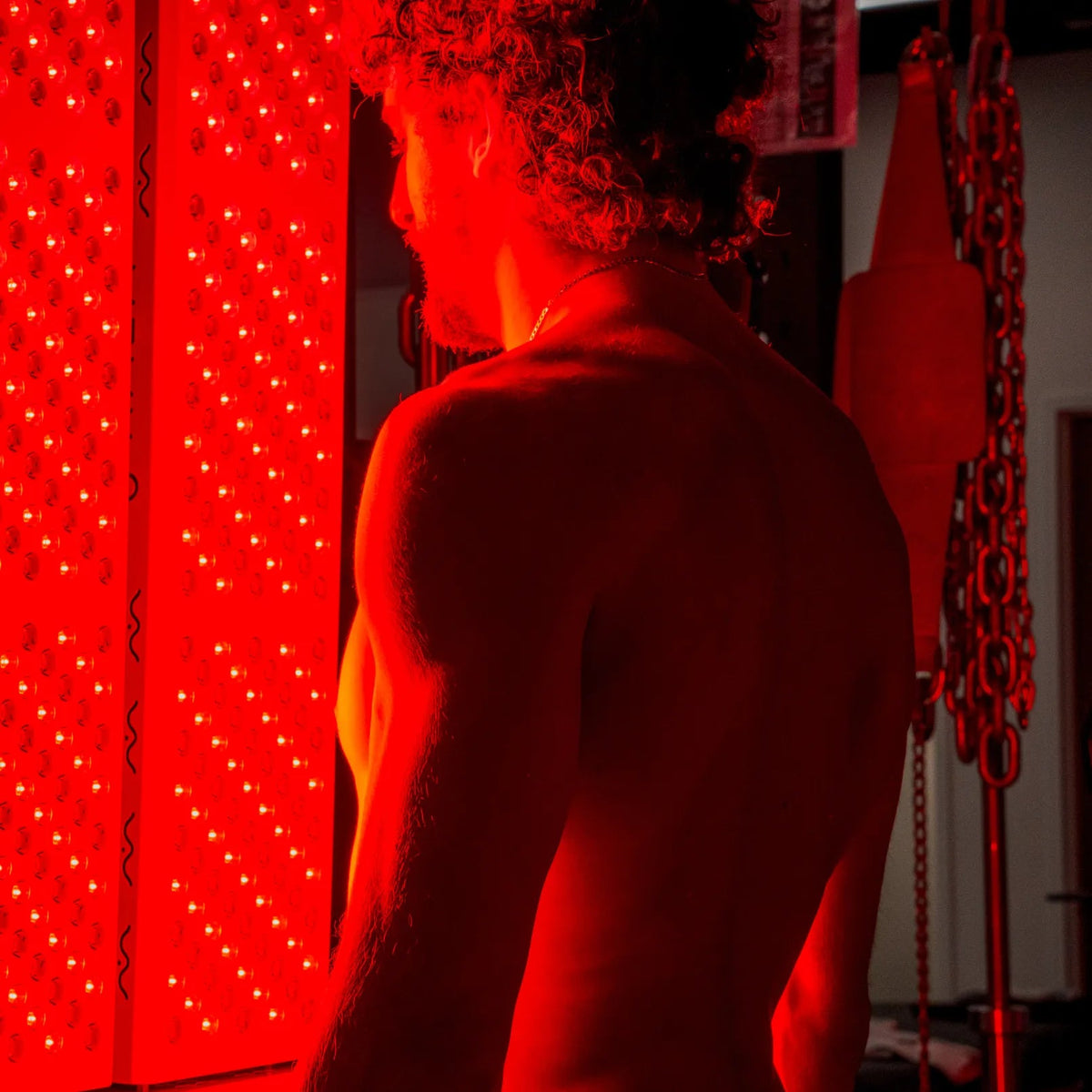 Kala Quad Panel full-body red light therapy environment