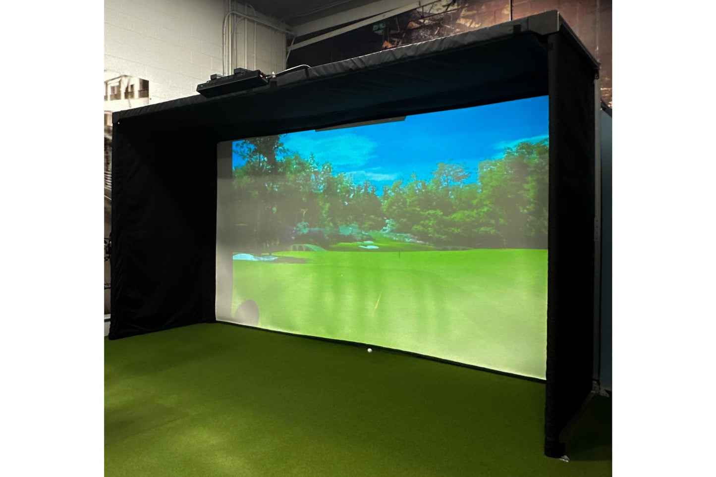 The SportScreen Parlour Series Golf Enclosure