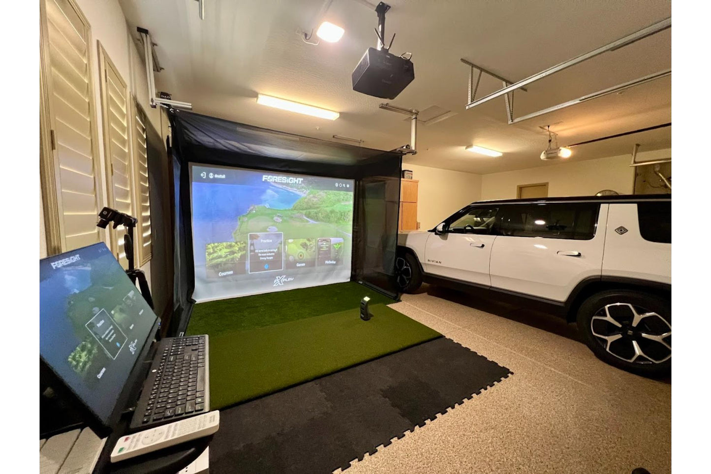 The SportScreen Vanish Series Retractable Golf Enclosure