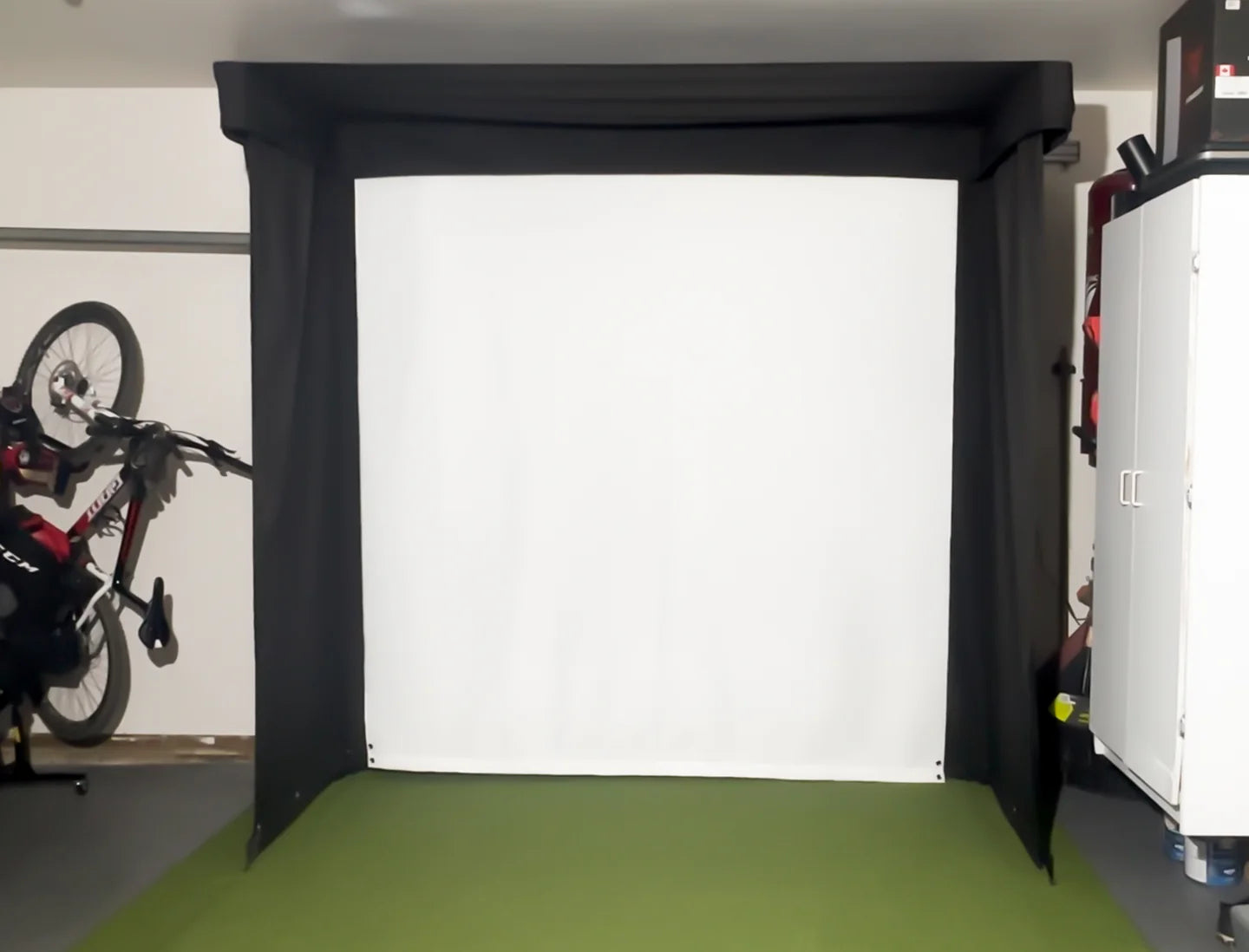 SportScreen Vanish LITE Hybrid-Retractable Golf Enclosure